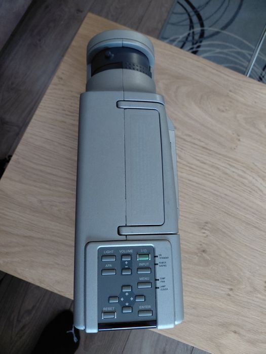 Projektor LCD Sony VPL-SC60