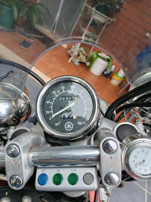 Moto Yamaha Virago