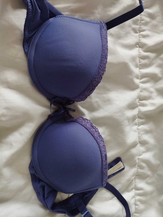 Biustonosz esotiq 75 A, push up