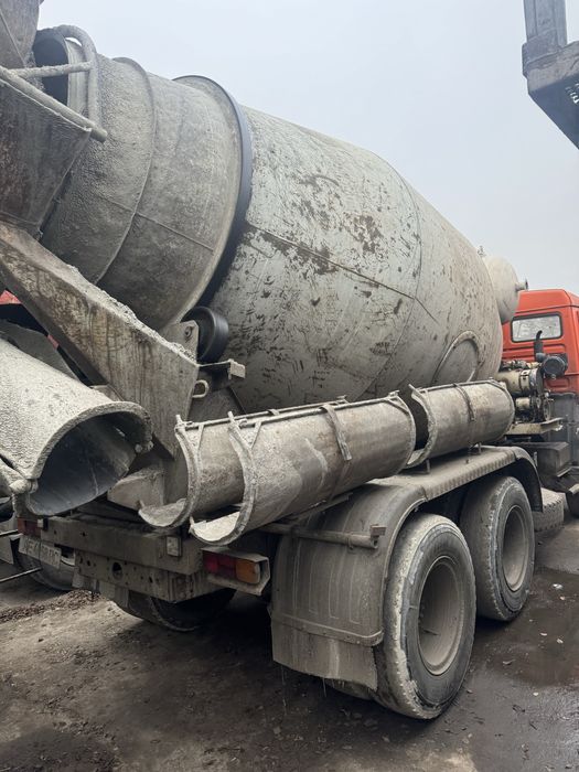 Продам автобетоносмеситель