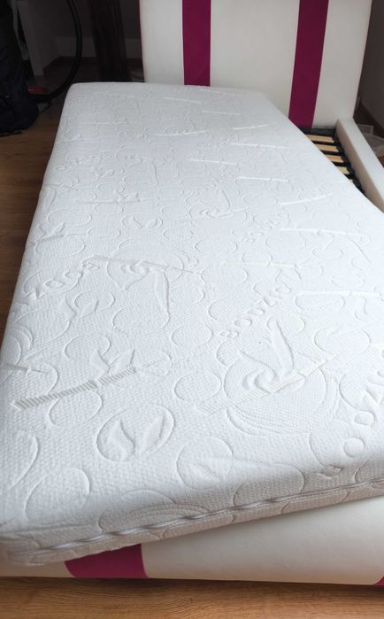 Łóżko młodzieżowe 90x200