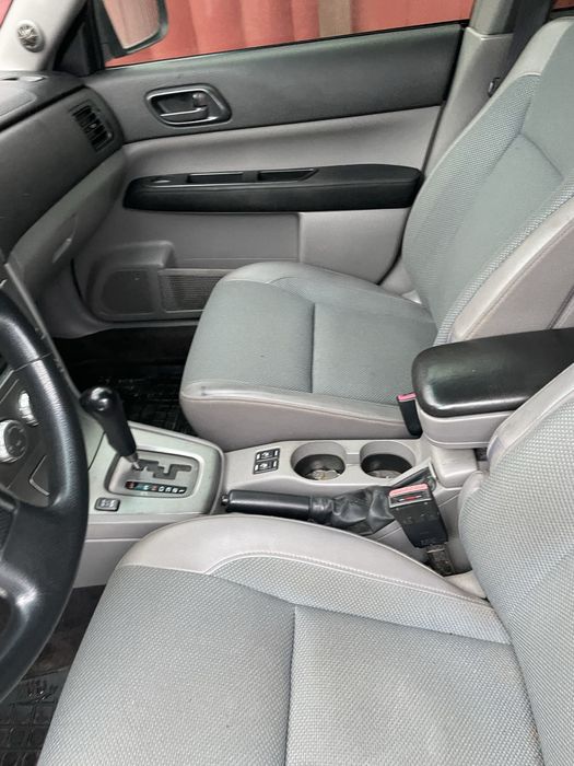 Прдам субару форестер