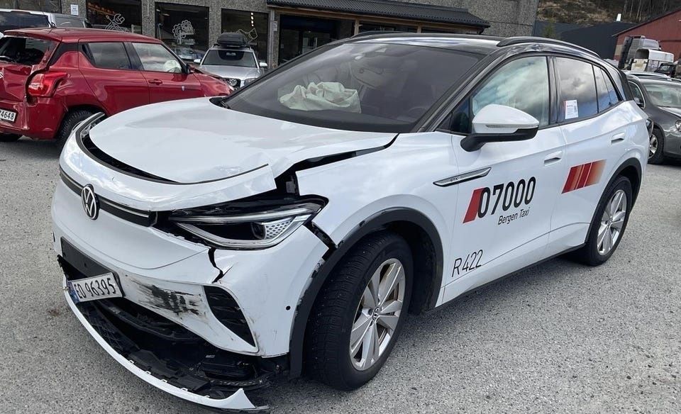 VW ID.4 82 kWh кришка багажника