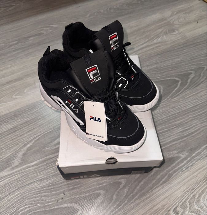 Жіночі кросівки Fila розміри 38 і 40 Original Розпродаж SALE
