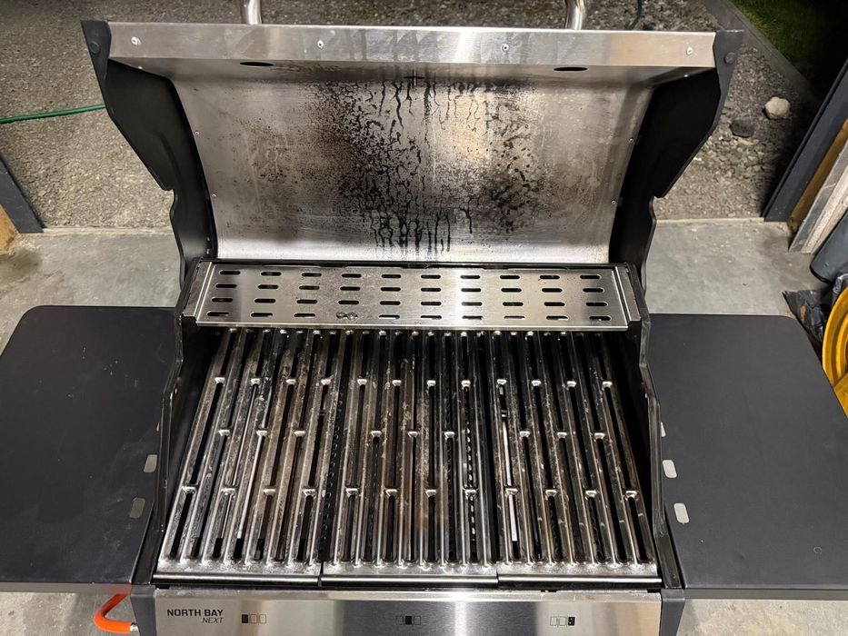 Grill gazowy 3 palniki idealny jak nowy