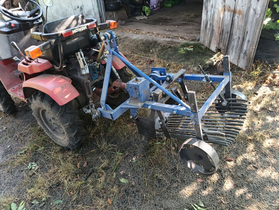 Продам тракторець honda