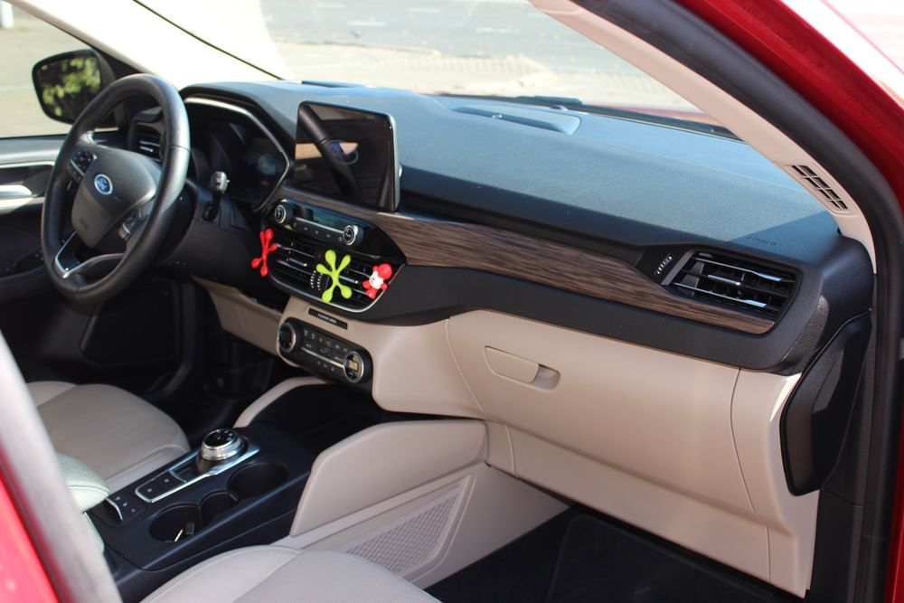 Ford escape titanium 2.5 hybrid awd