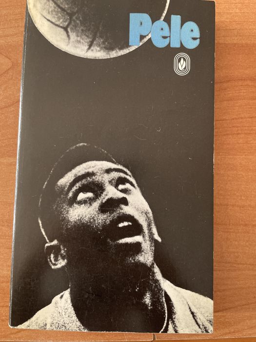 Książka sportowa „Pele”