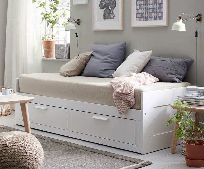 Cama individual e de casal com os 2 colchões