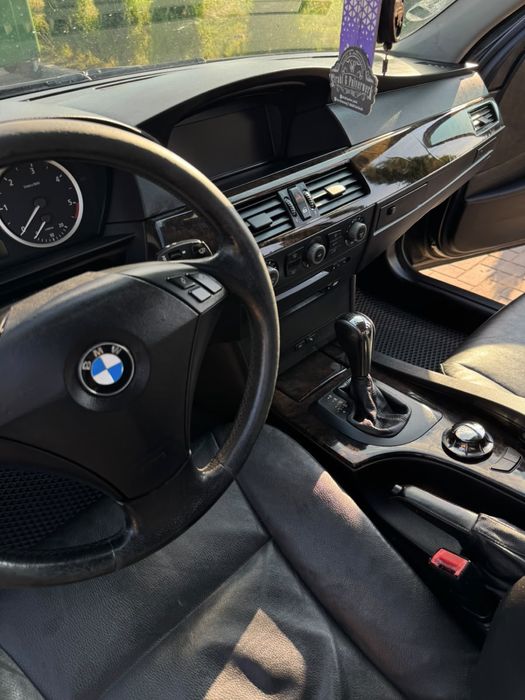 Продам BMW E61 530D