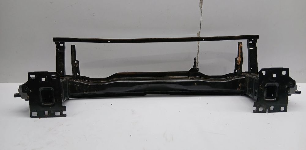 Reforço pára-choques frente AUDI A3 Limousine (8YS)