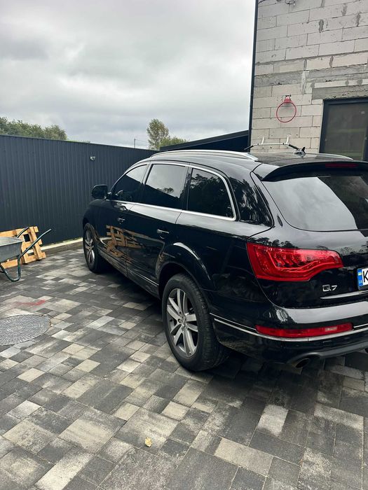 Audi Q7 2010 VIN WA1VMAFE5AD008196 фото оголошення 6 з 13