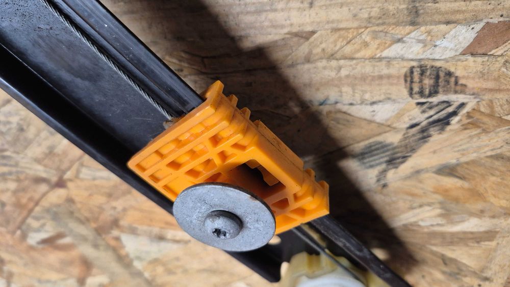 AUDI A4 B6-B7 (8E)-ELEVADOR VIDRO FRENTE ESQUERDO 8E0.837461B ORIGINAL