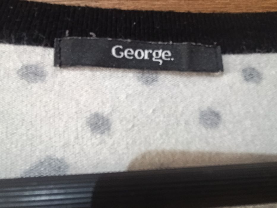 Śliczny sweterek George rozm L-Xl