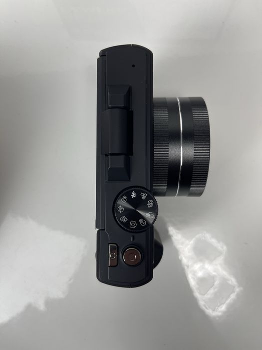 Цифровая фотокамера 64 МП 4K/Wifi/ 18-кратный цифровой зум +32GB
