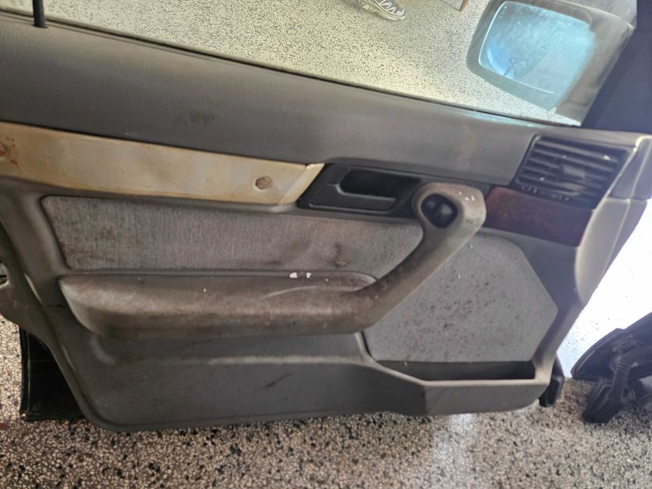 Para drzwi bmw e34