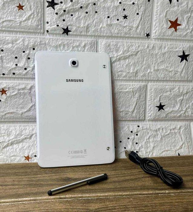 Планшет Samsung 3/32 (Super Amoled)