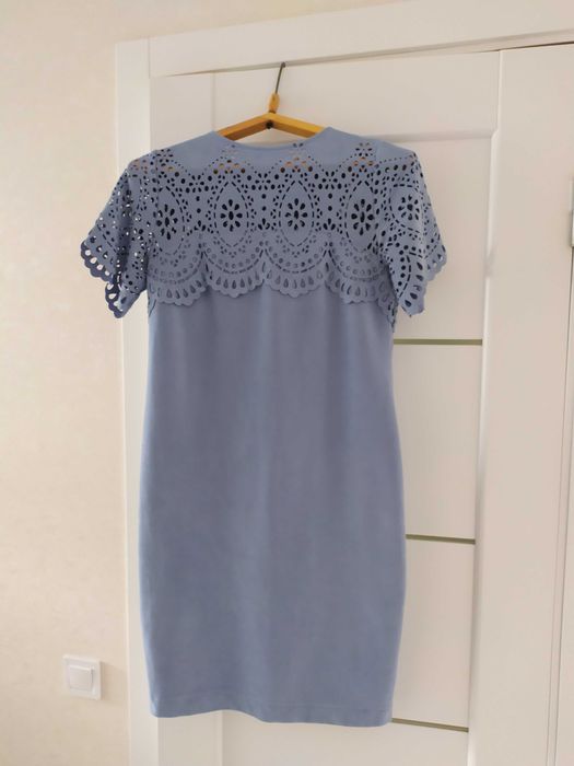 Плаття у гарному стані