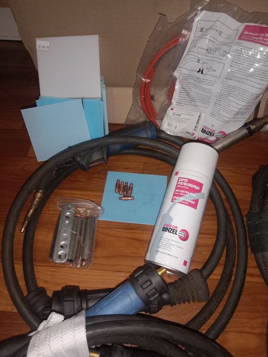 Сварочный комплект,проволка,наконечники.