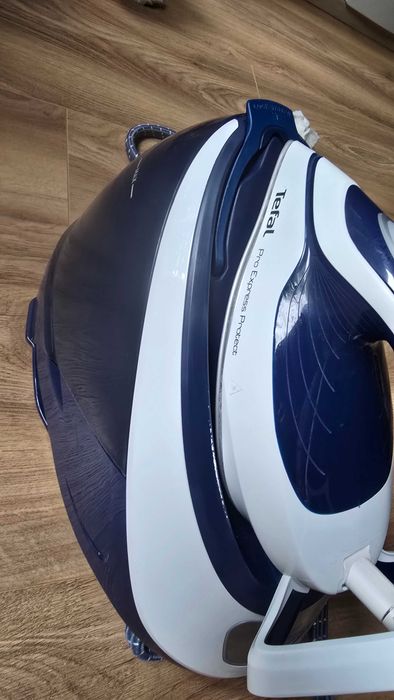 Stacja parowa Tefal Pro Express Protect – stan bardzo dobry