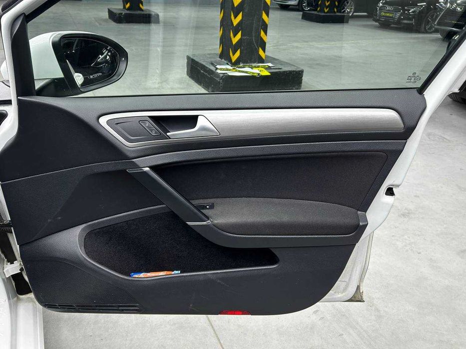 Volkswagen Golf 2016