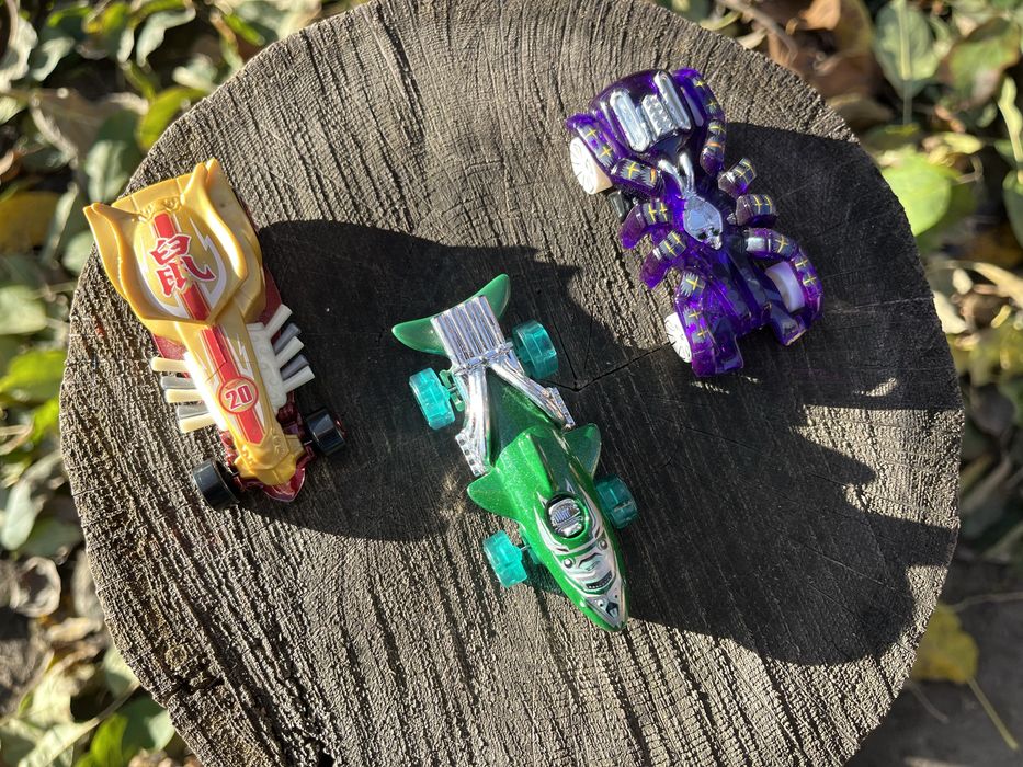 Машинки Hot Wheels