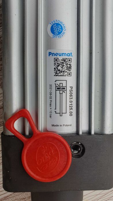 Siłownik NOWY skok 125 mm