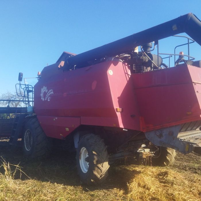Комбайн зернозбиральний Полісся КЗС 1218