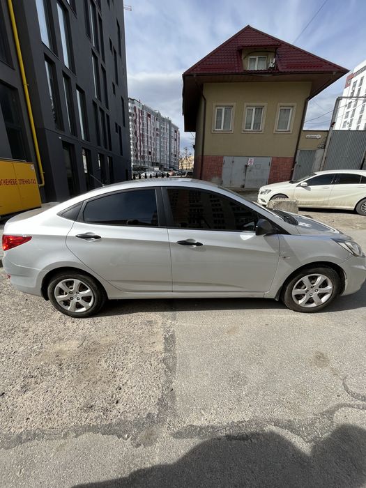 Оренда авто Hyundai Accent