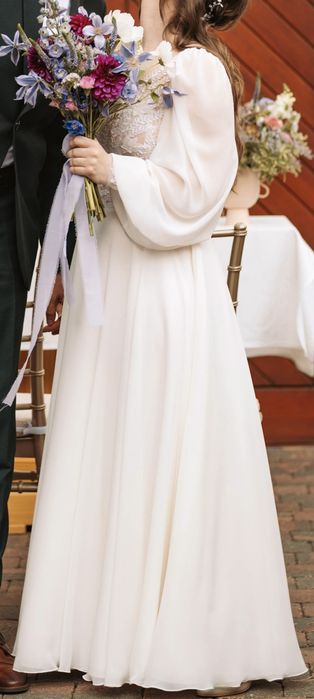 Suknia ślubna z długim rękawem Annais Romassima off white petite boho