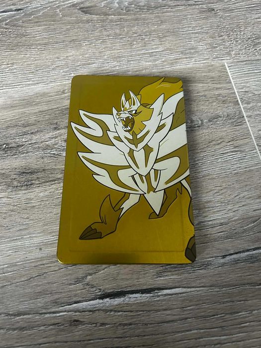 Pokemon Steelbook z grą Pokemon Shield