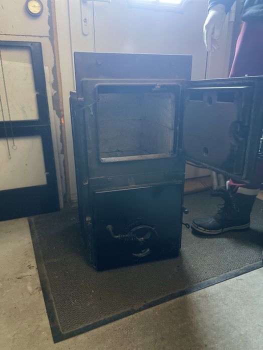 Камін привезений з Німеччини