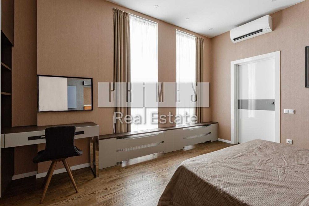 Пропонується до продажу  4-к квартира 119м  у ЖК Новопечерські Липки.