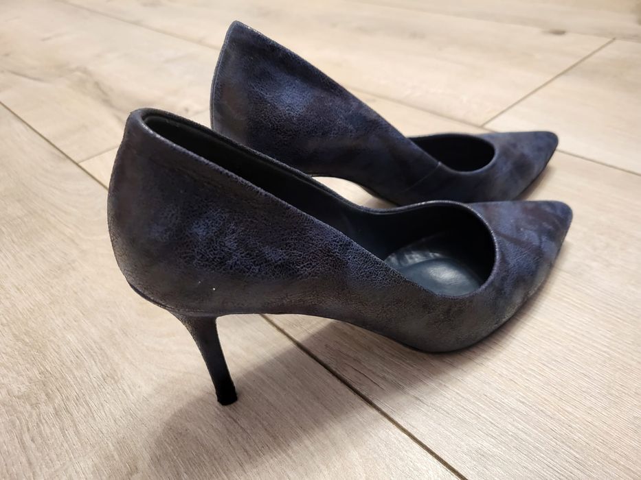 Szpilki buty  ze skóry Ryłko 9 cm granatowe