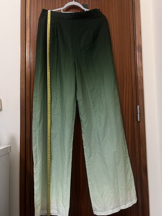 Calça verde escuro