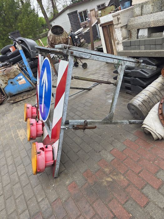 Oświetlenie drogowe specjalne