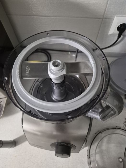 Продаи кух комбайн BOSCH MCM68885. Бу в гарному стані. Ціна 4000грн.