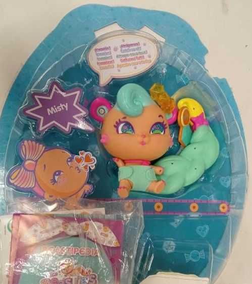 BONECOS Conjunto Quatro Bonecos Diversos