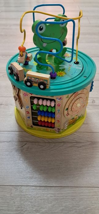 Бізі куб дитячий .