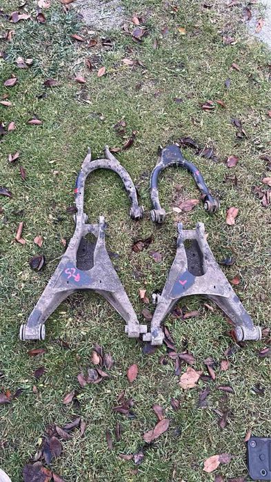 Ричаги задні а6 с5 Quattro allroad ричаг верхній нижній