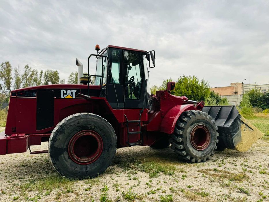 Фронтальний погрузчик CAT 950 Фронтальний навантажувач CAT 950 2000 рік випуску Добрий стан