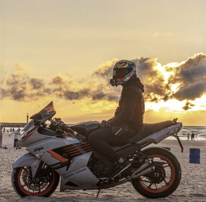 もか kawasaki zx 12 w Twojej okolicy? Sprawdź kategorię Motocykle