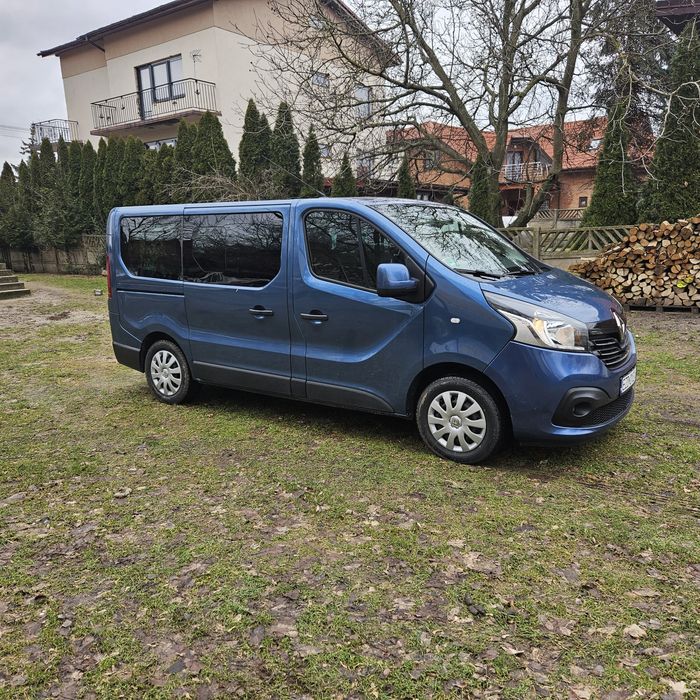 Wynajem busów,lawet i przyczep ,bus 9 osób
