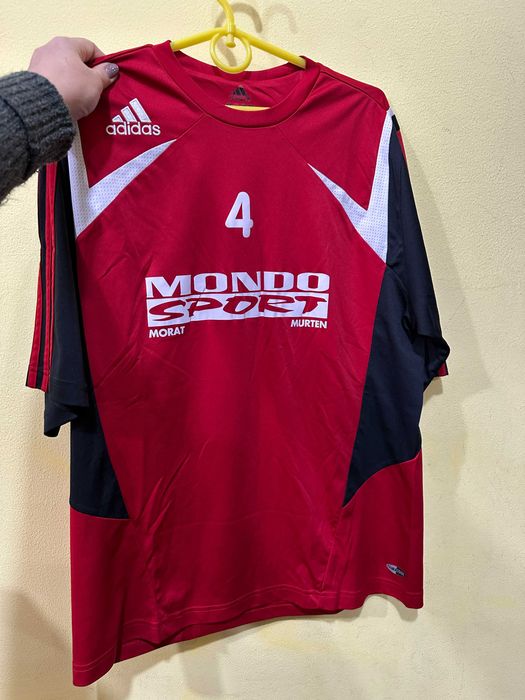 Футболка червона брендова чоловіча adidas