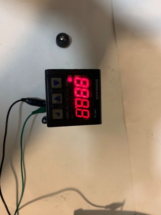 Technologic THP48 Electronic Temperature Controller64584568830977120