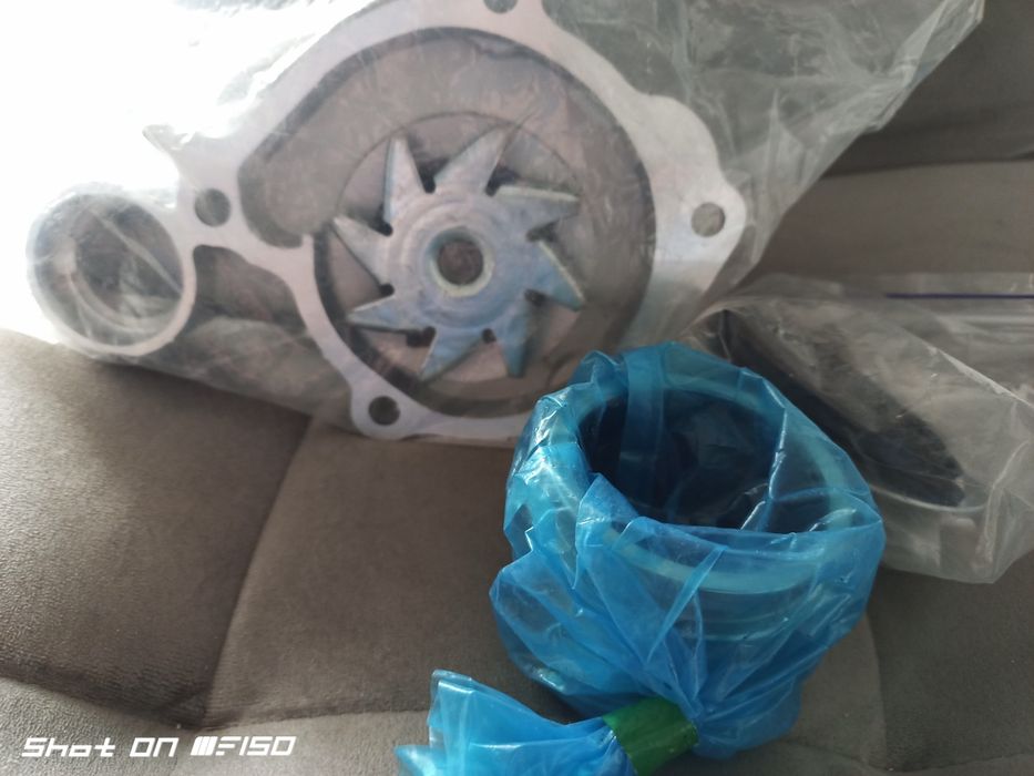 Помпа водяная Mitsubishi 4G64  /  Great Wall Hover