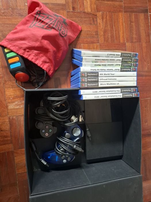 PlayStation2 PS2 Slim + comandos + Buzz + cartões + jogos