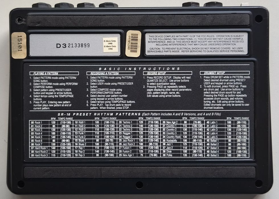 Caixa de ritmos ALESIS SR-16