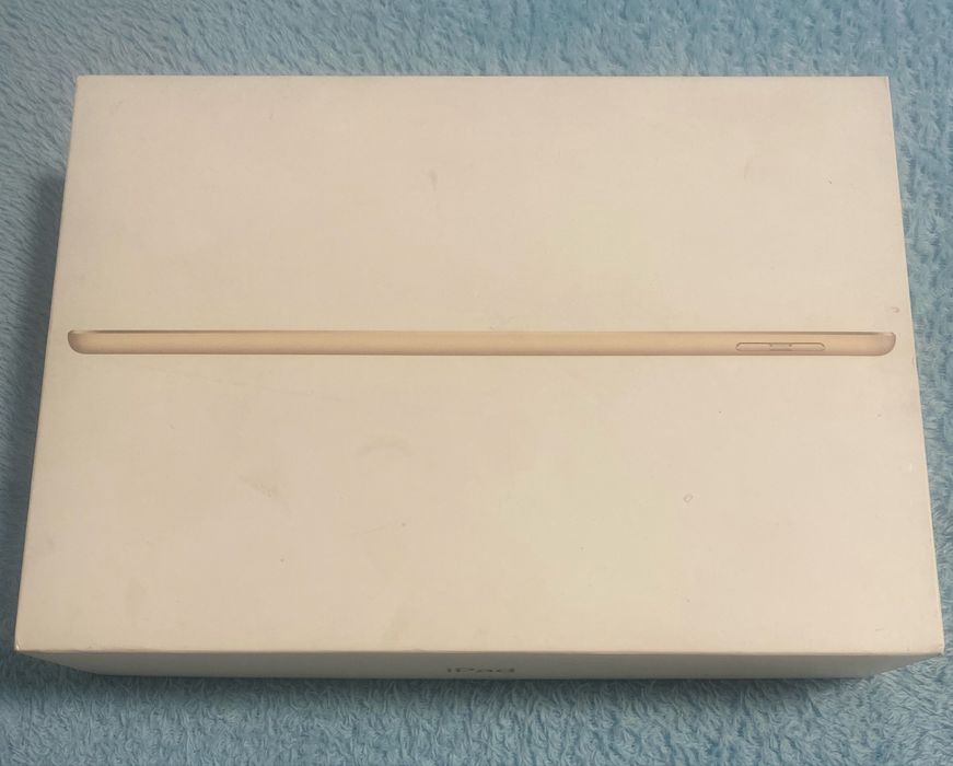 Продам IPad.