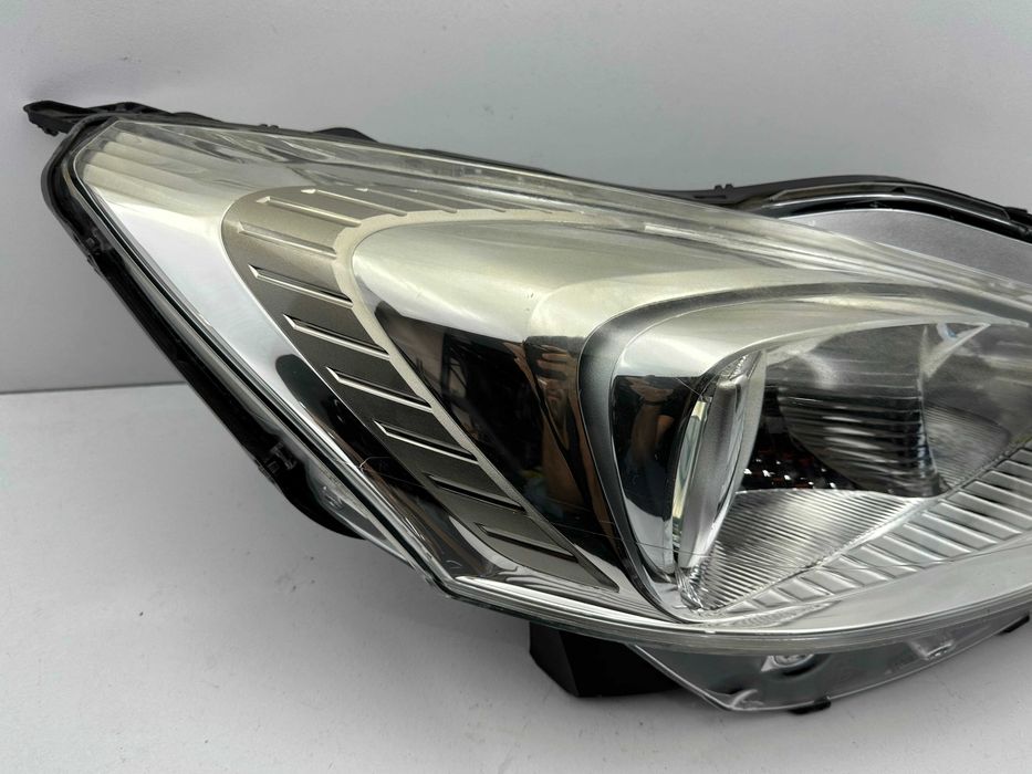 Ótica / Farol Direita - Peugeot 508